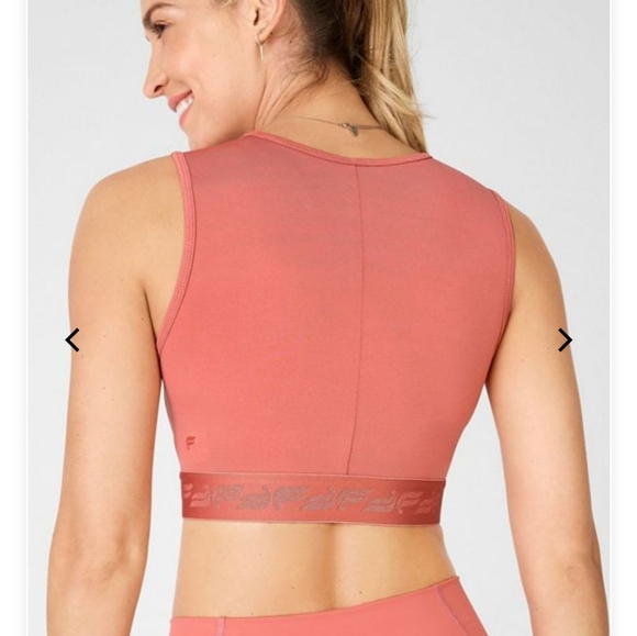 Pink Fabletics Outfit - Picture 2 of 6